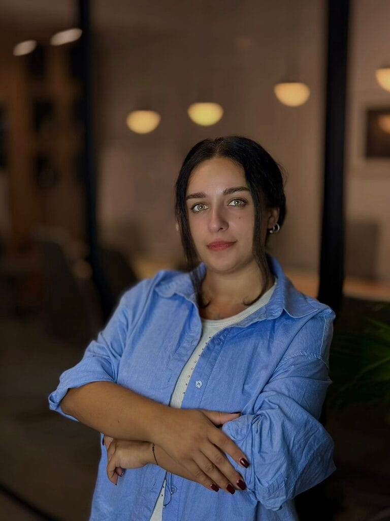 Iana Chugianova Photo