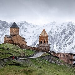 The weather in Georgia and average temperatures by regions